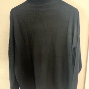 Zenana Outfitters Men's Classic Black Crewneck Sweater